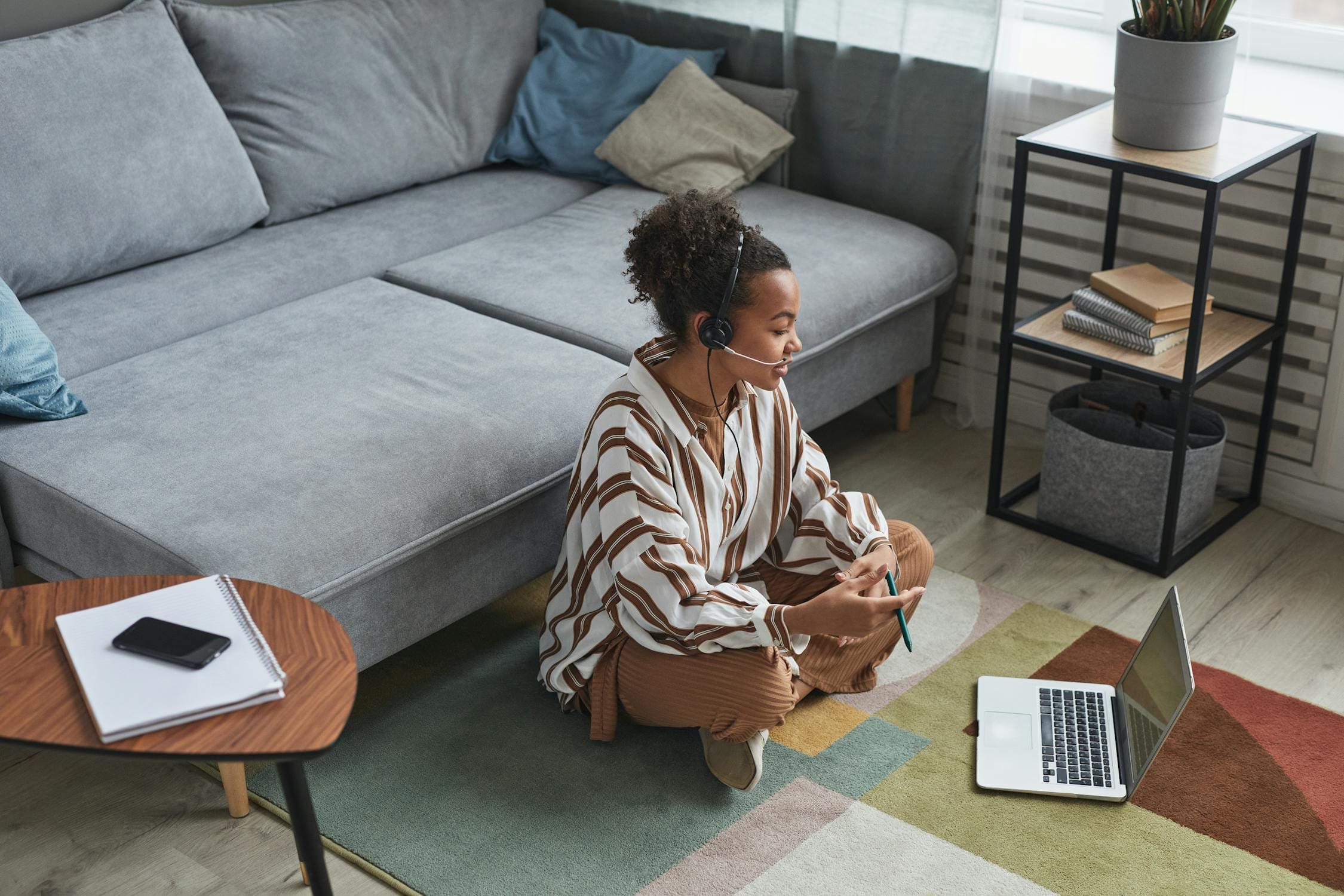 Image of a person communicating properly for a smooth self check in for Airbnb guests