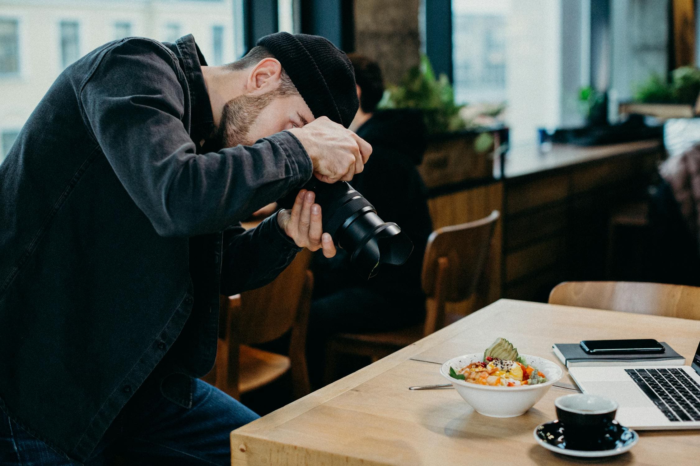 Image of a photographer trying to take a picture