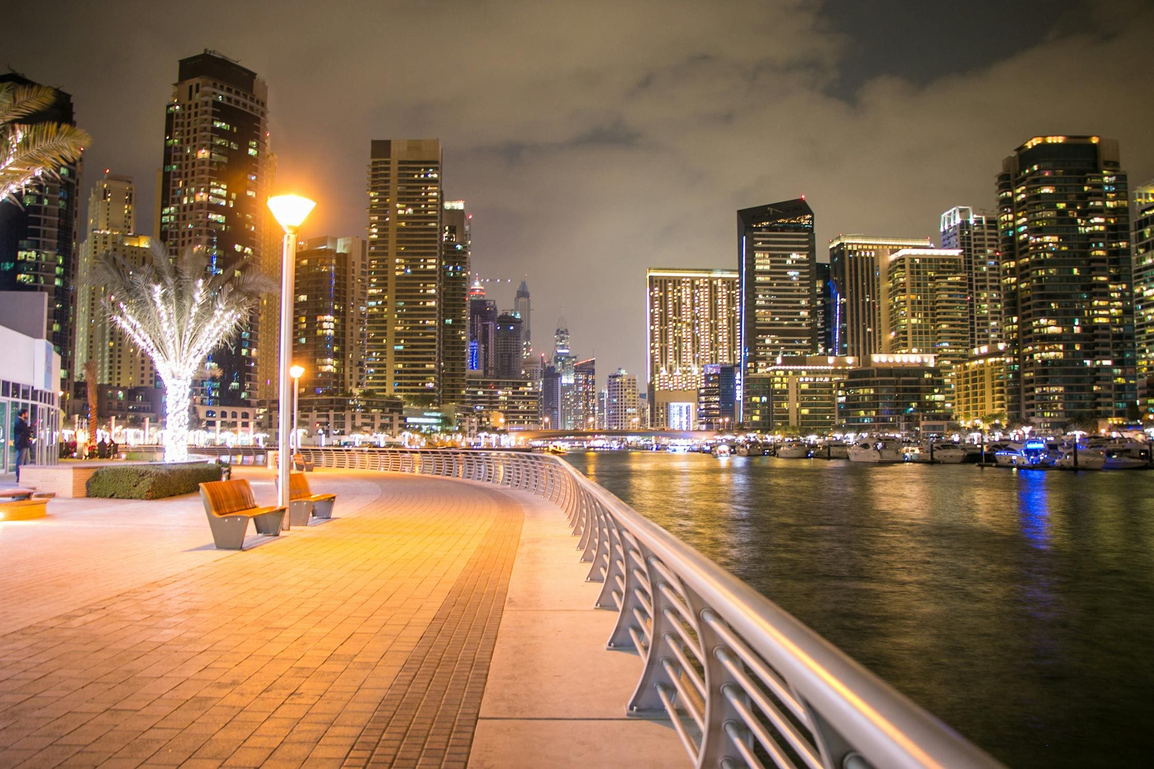 Image showing the Dubai canal promenade