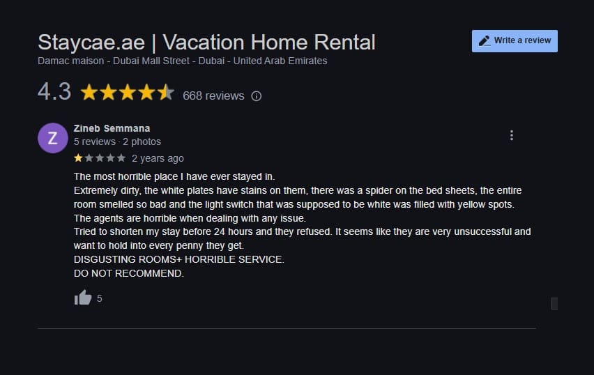 Screenshot of a guest complaining about an unclean apartment