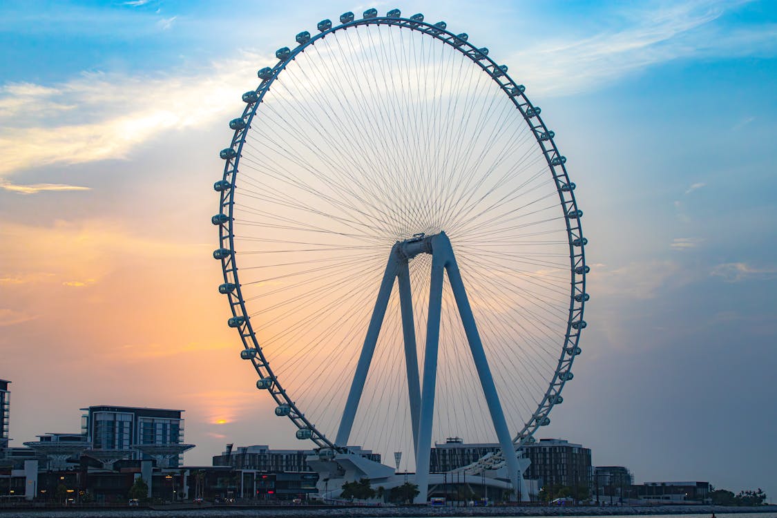 A photo of Ain Dubai, the world’s largest observation wheel, standing tall over Bluewaters Island.