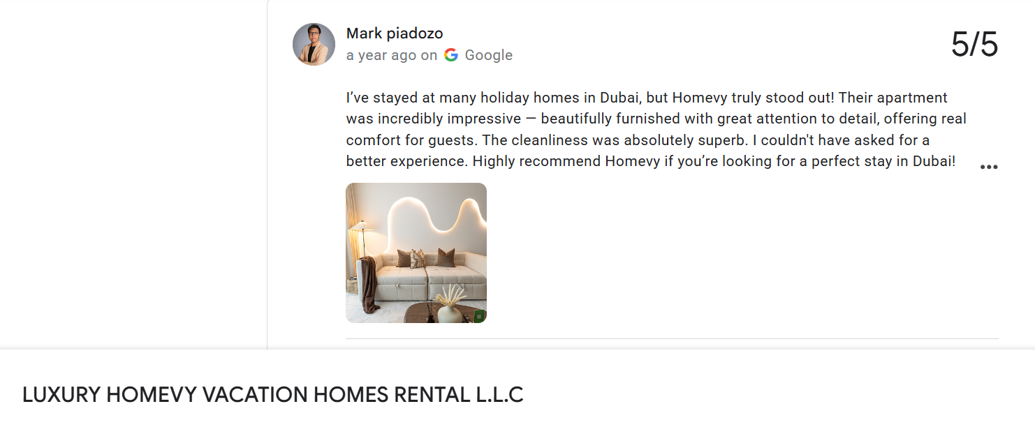 Positive Homevy property owner review praising the apartment’s furnishings, cleanliness, and guest experience