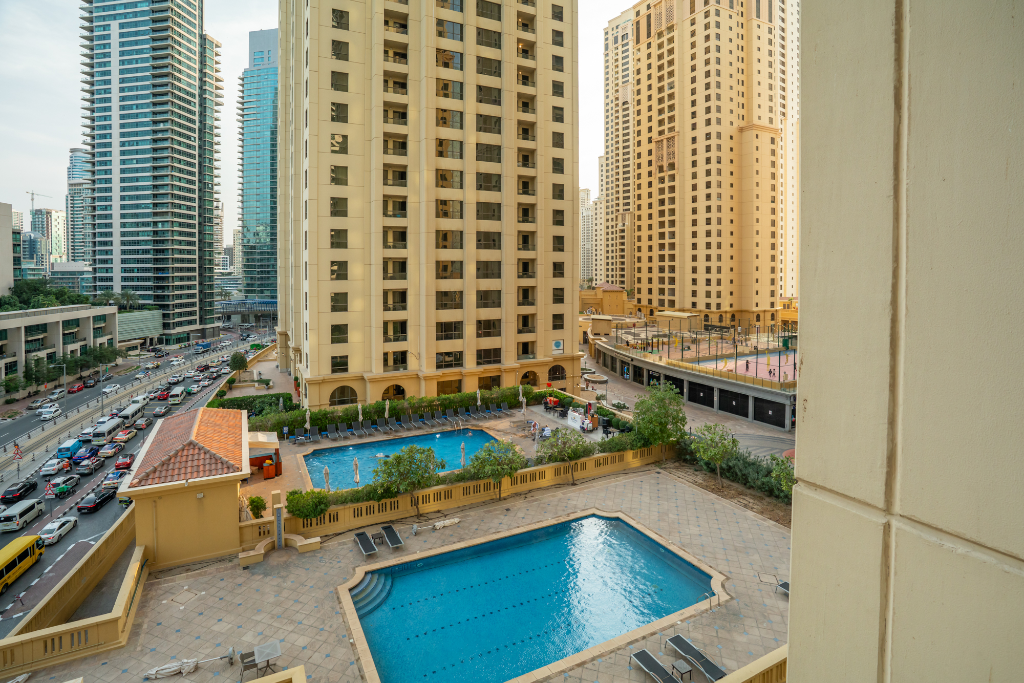 Image showing the outdoor swimming pool at Bahar 6 building