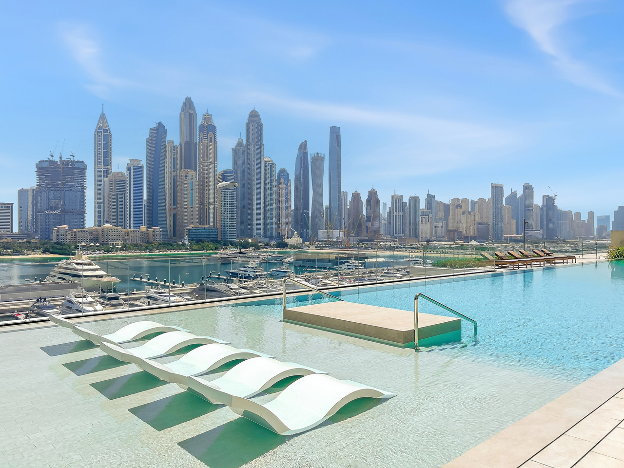 Image showing some amenities at Emaar beachfront