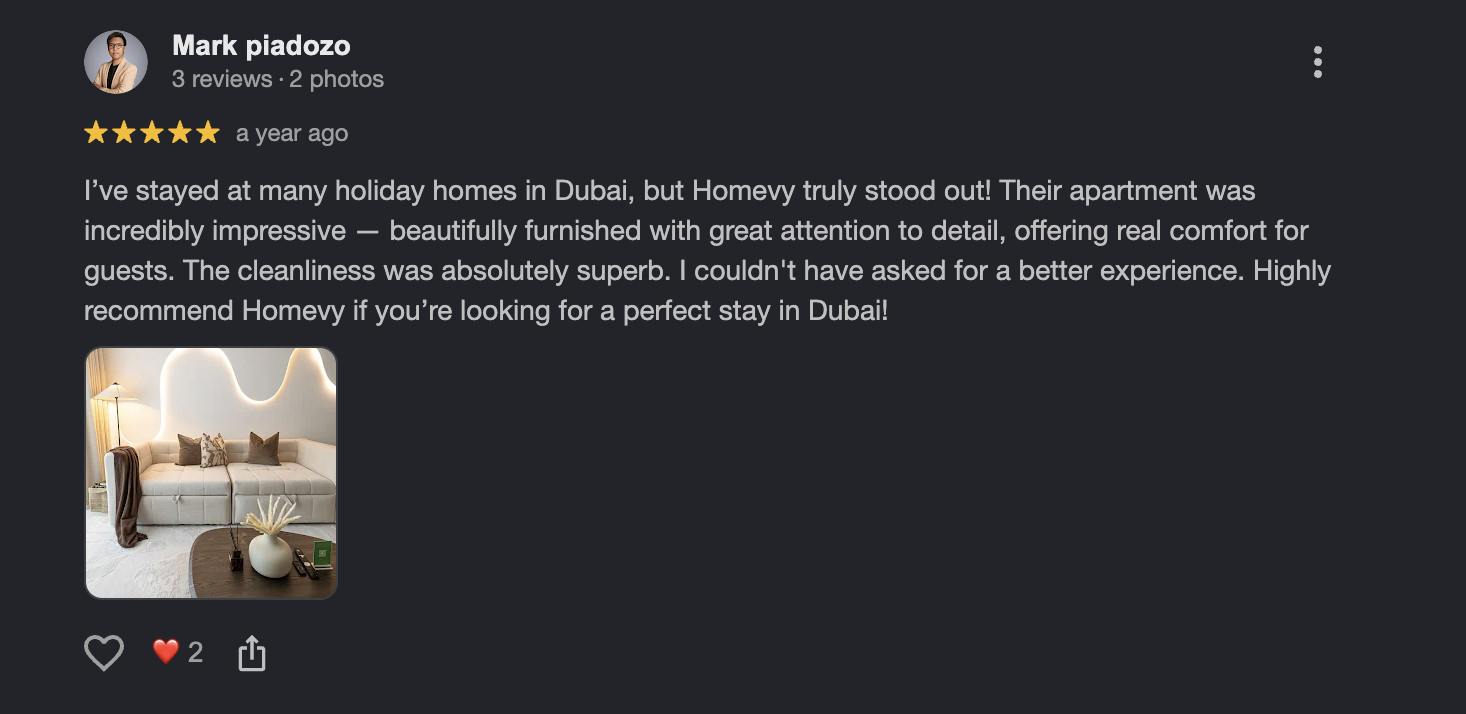Image showing a 5-star review of a Homevy property