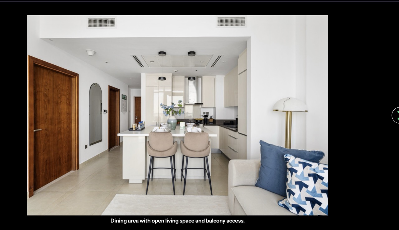 Image showing screenshot of how Homevy optimizes its Airbnb photos with captions